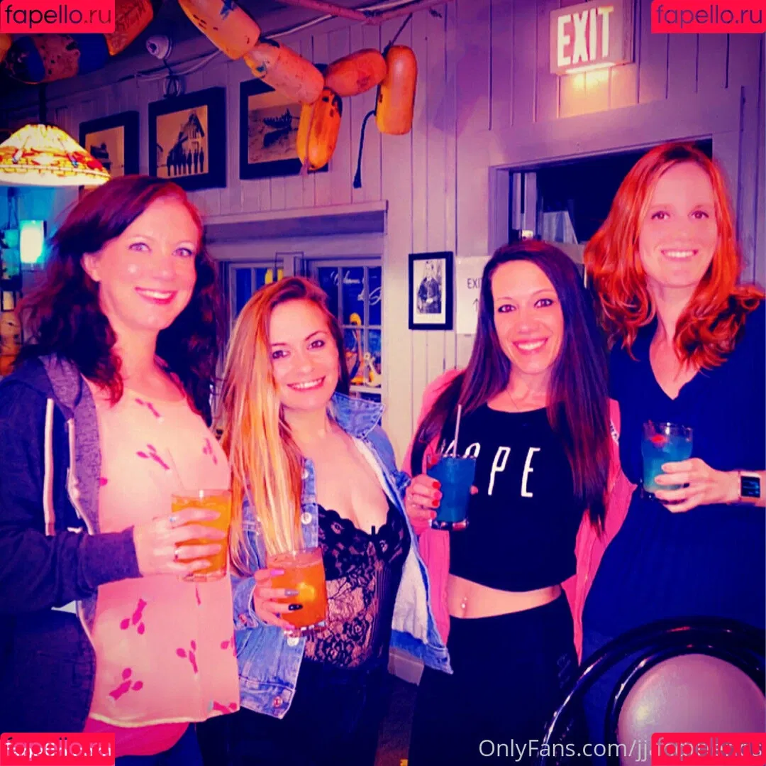 jjandfriends Onlyfans Photo Gallery 