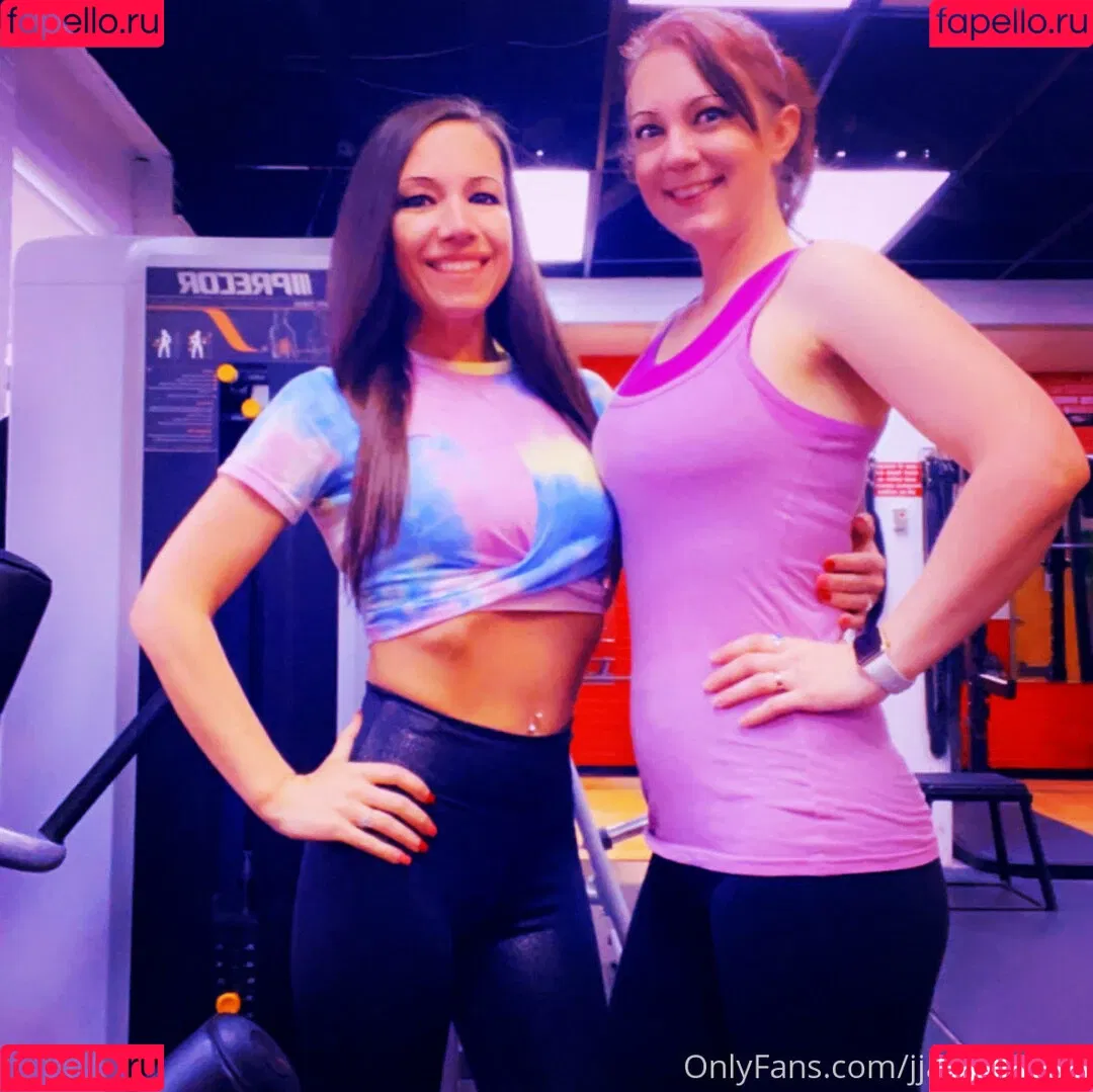 jjandfriends Onlyfans Photo Gallery 