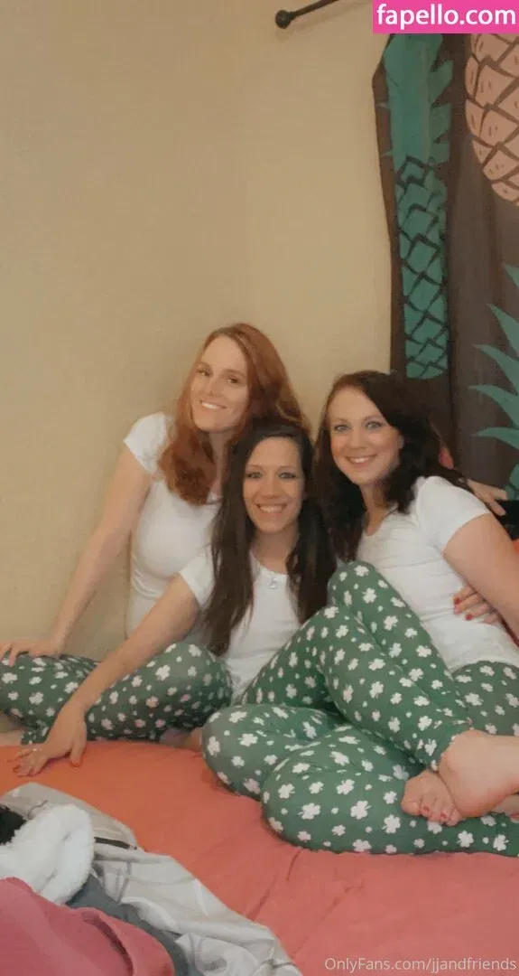 jjandfriends Onlyfans Photo Gallery 