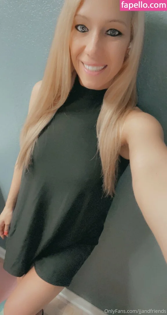 jjandfriends Onlyfans Photo Gallery 