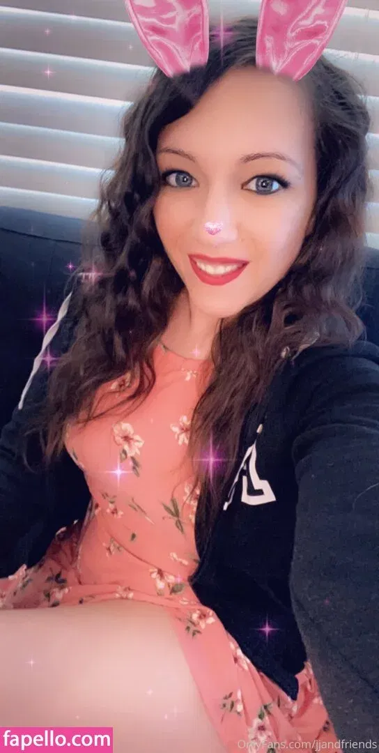 jjandfriends Onlyfans Photo Gallery 