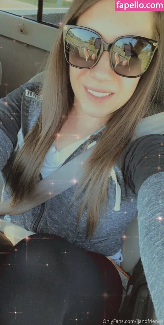 jjandfriends Onlyfans Photo Gallery 