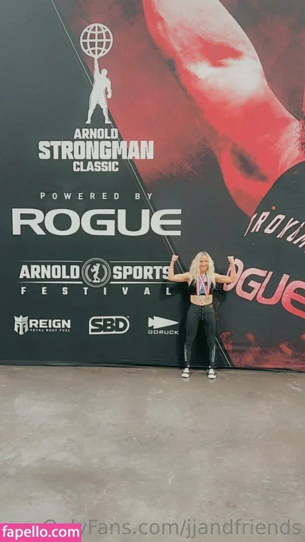 jjandfriends Onlyfans Photo Gallery 