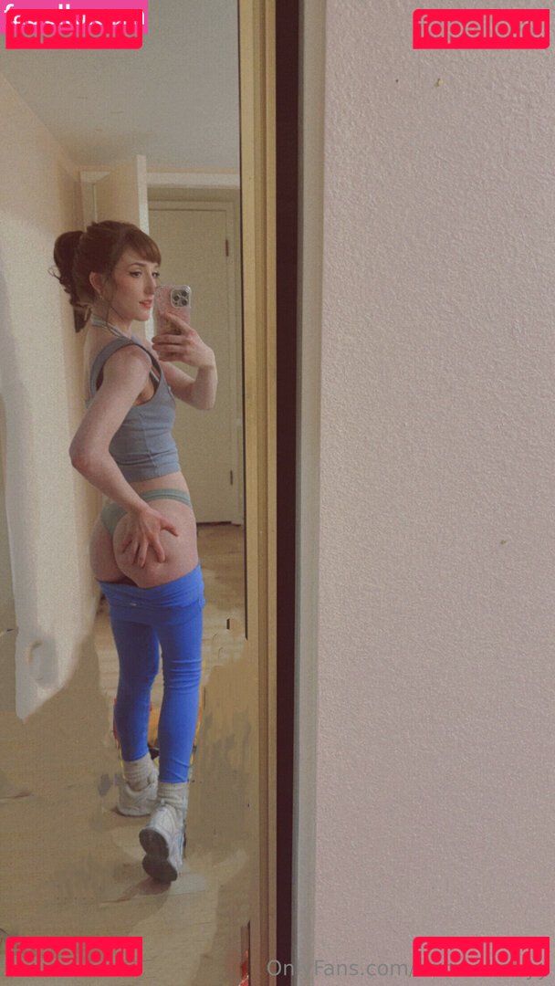 docilemoth / matti_frongia98 Onlyfans Photo Gallery 