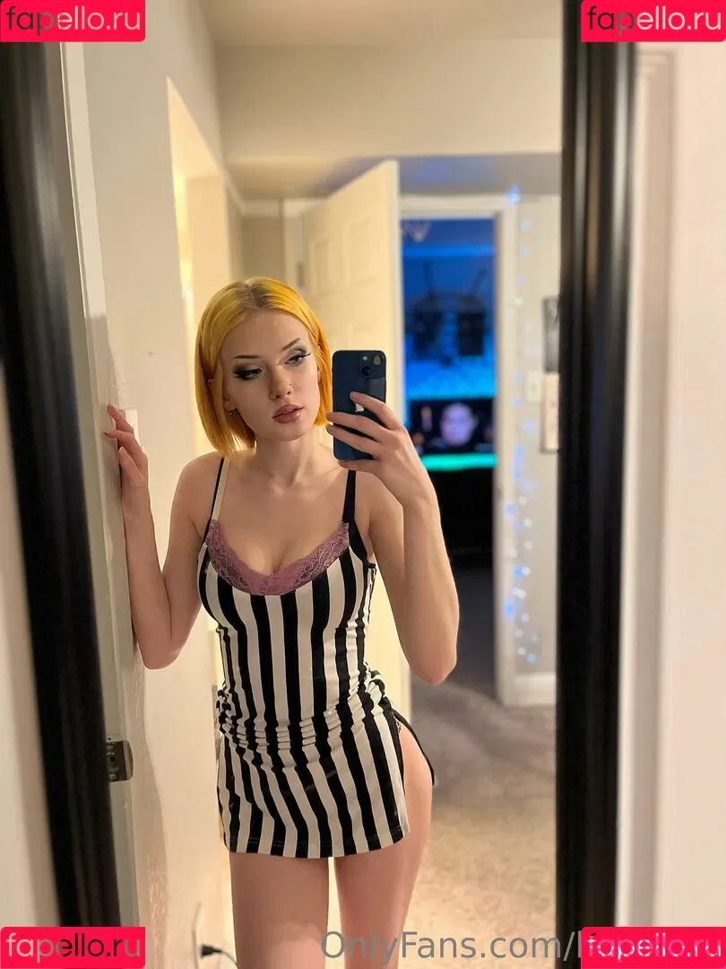 KoiBunni Onlyfans Photo Gallery 