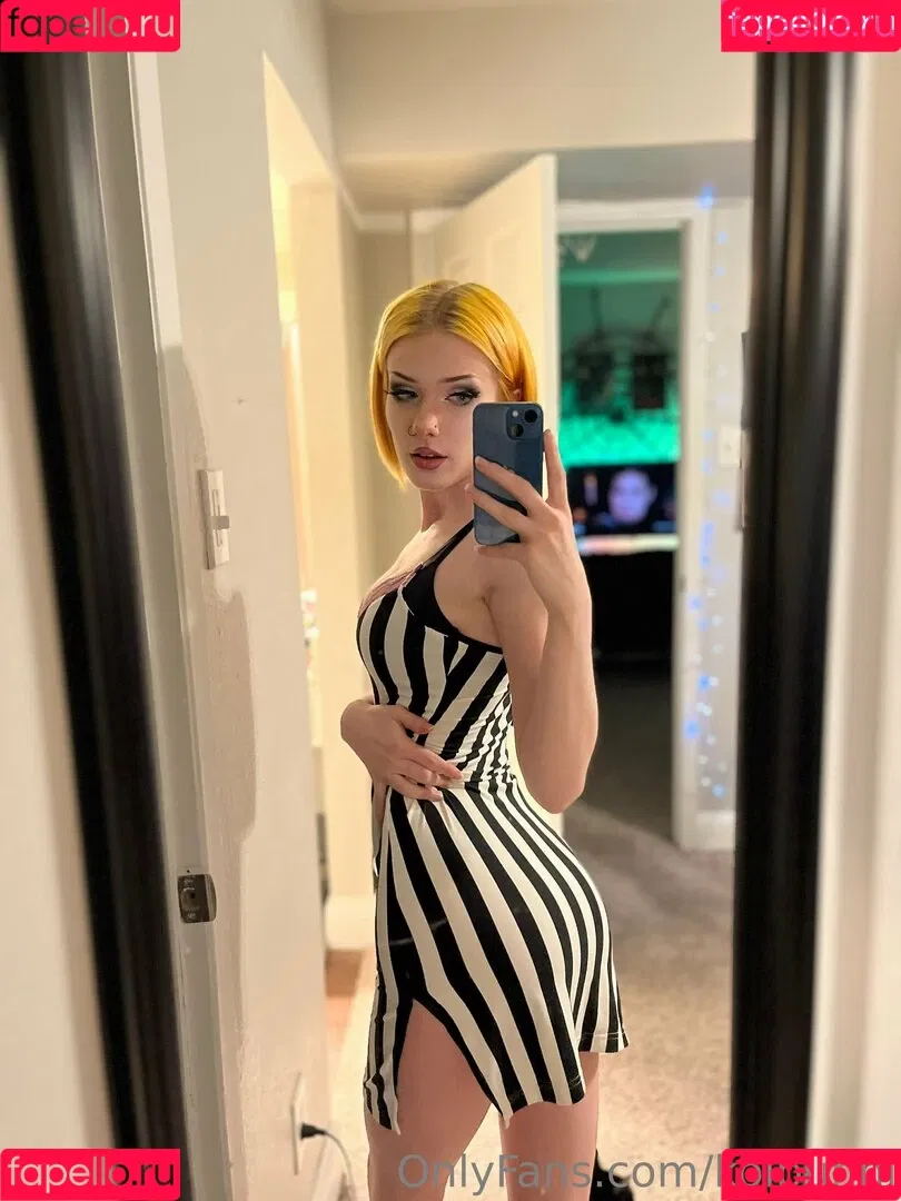 KoiBunni Onlyfans Photo Gallery 