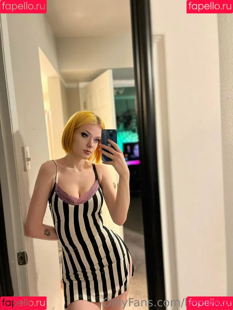 KoiBunni Onlyfans Photo Gallery 