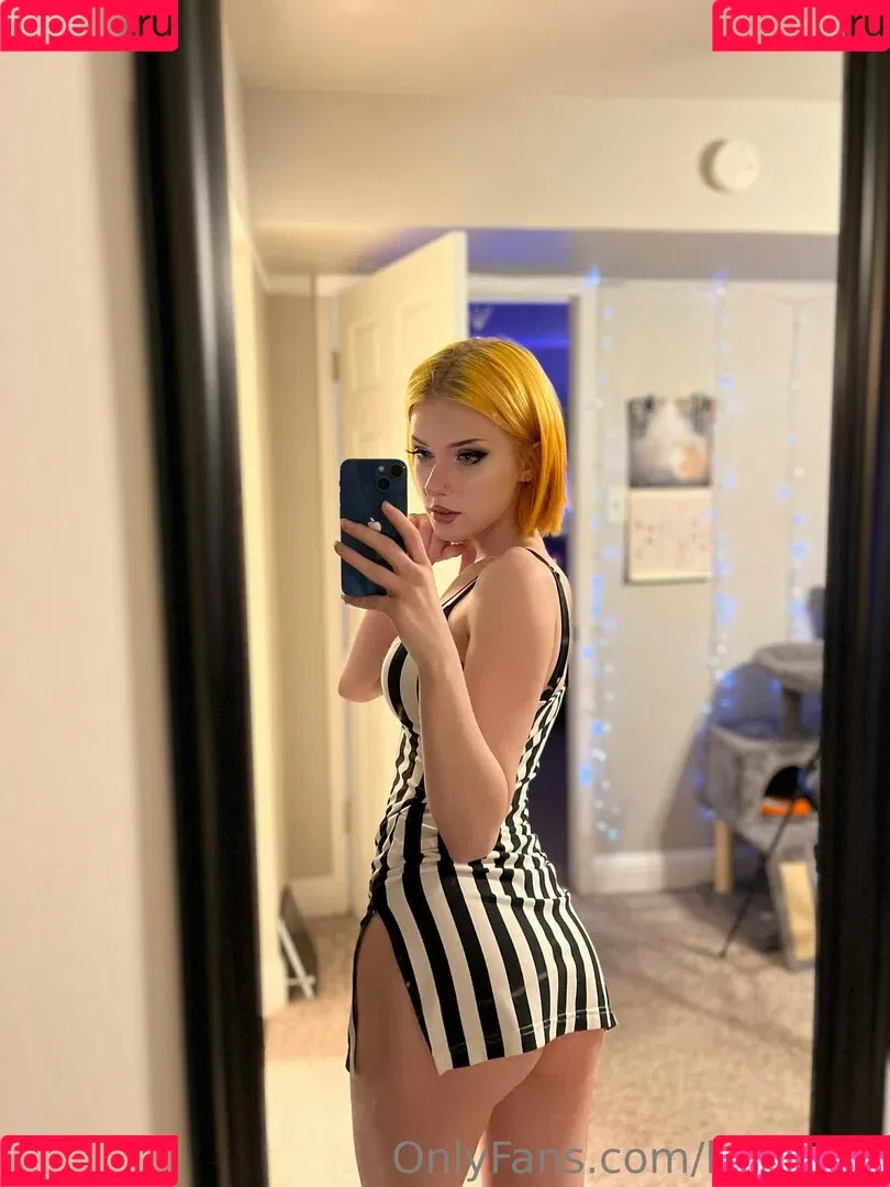 KoiBunni Onlyfans Photo Gallery 