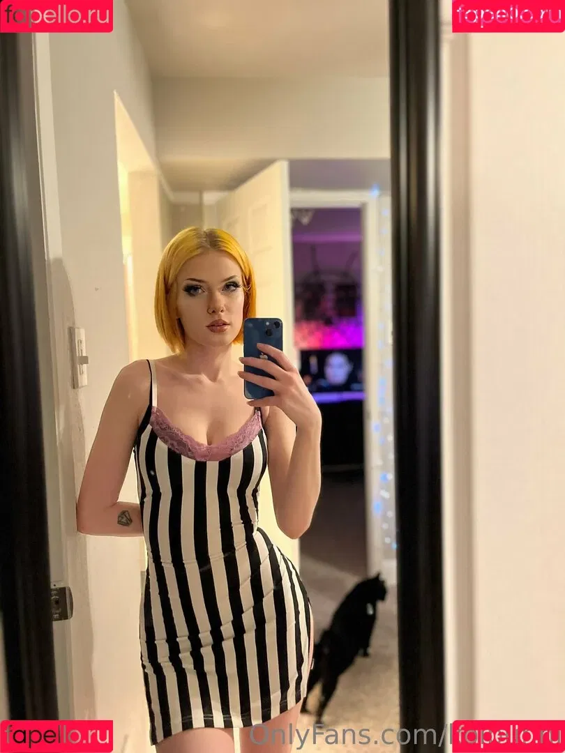 KoiBunni Onlyfans Photo Gallery 