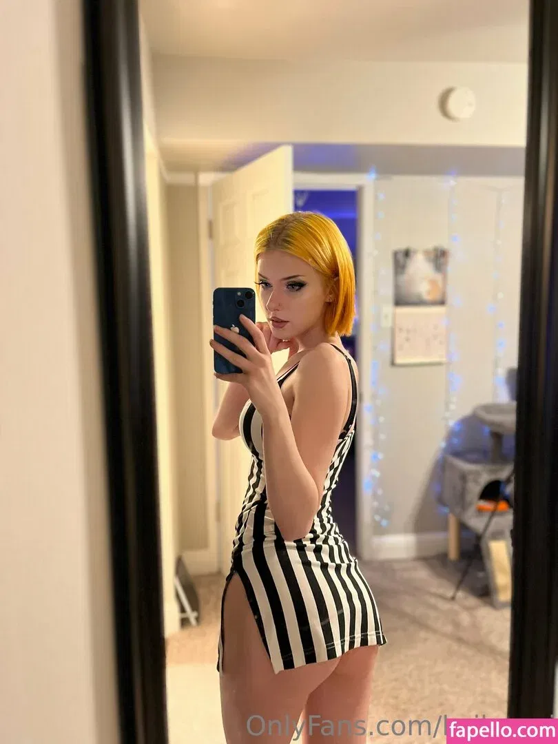 KoiBunni Onlyfans Photo Gallery 