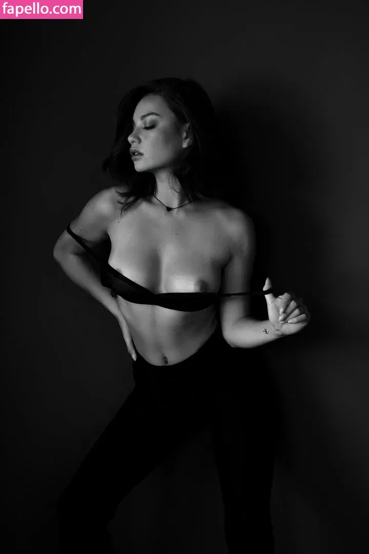 Nici Dee Onlyfans Photo Gallery 