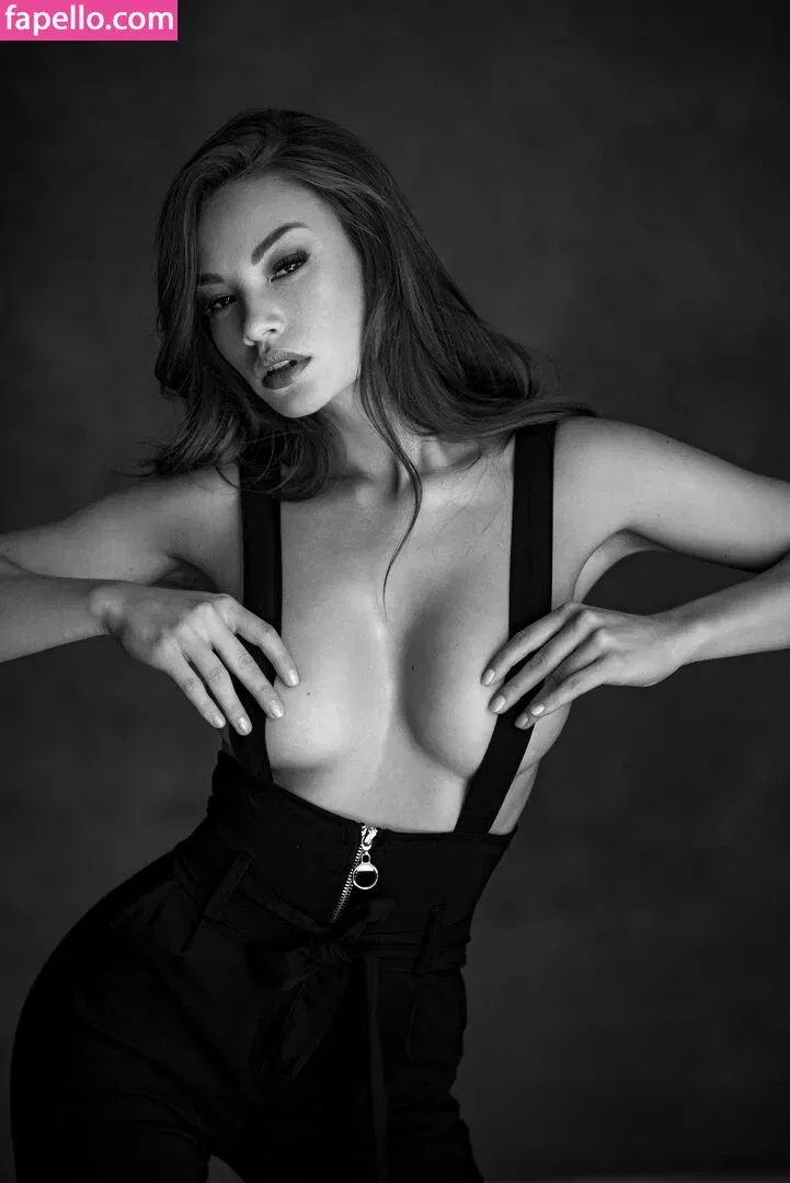 Nici Dee Onlyfans Photo Gallery 