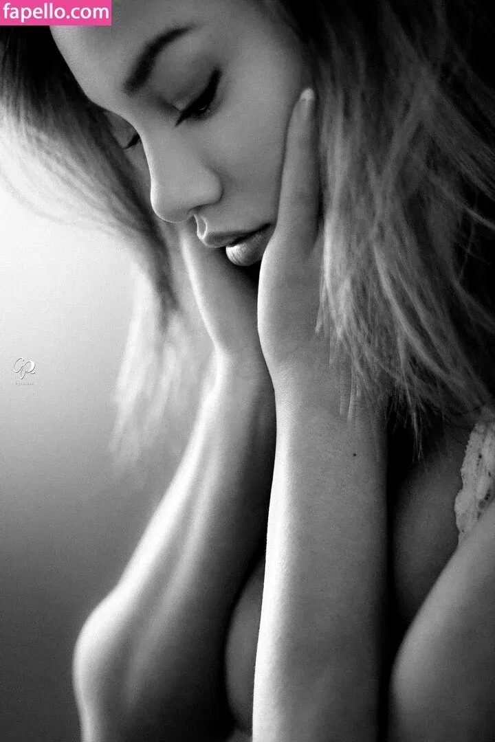 Nici Dee Onlyfans Photo Gallery 