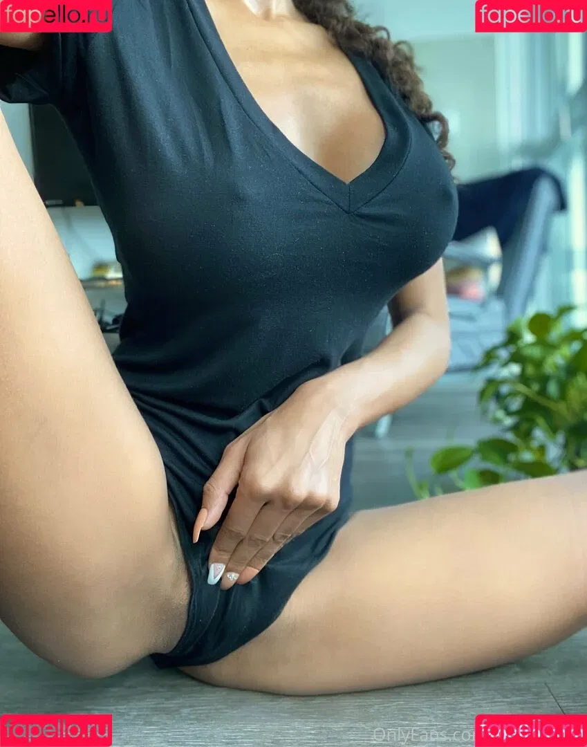 victoriafree Onlyfans Photo Gallery 