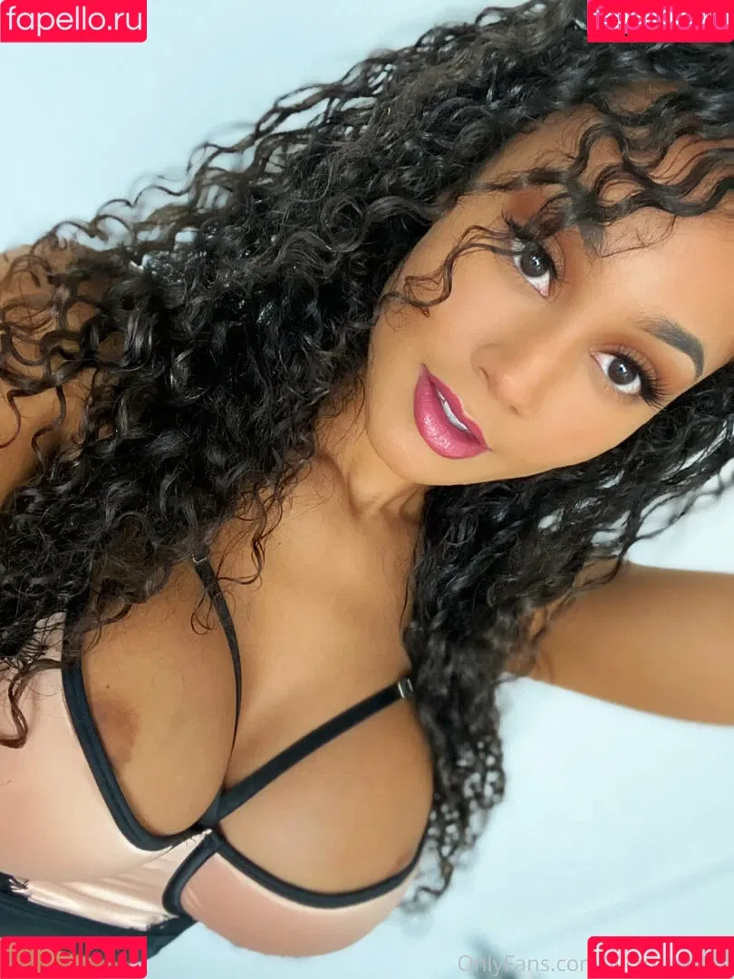 victoriafree Onlyfans Photo Gallery 