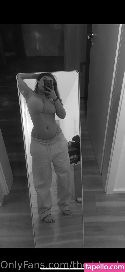 the.blonde.the.brunette Onlyfans Photo Gallery 