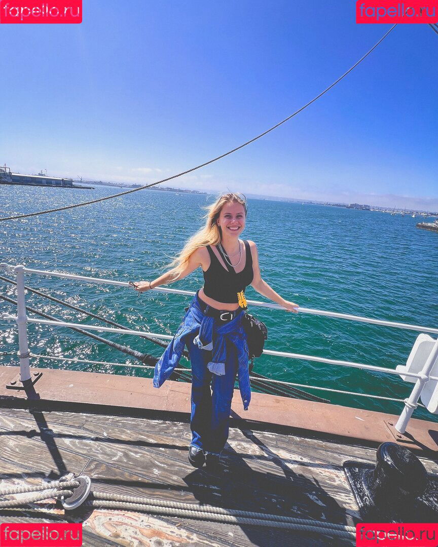 NoisyButters Onlyfans Photo Gallery 