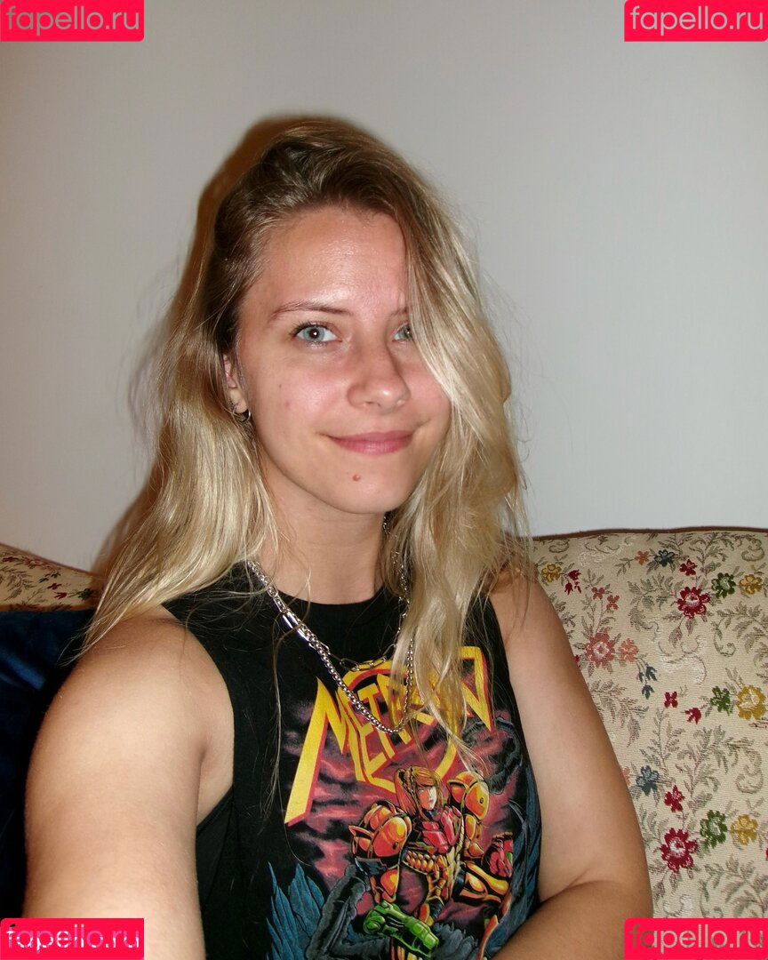 NoisyButters Onlyfans Photo Gallery 