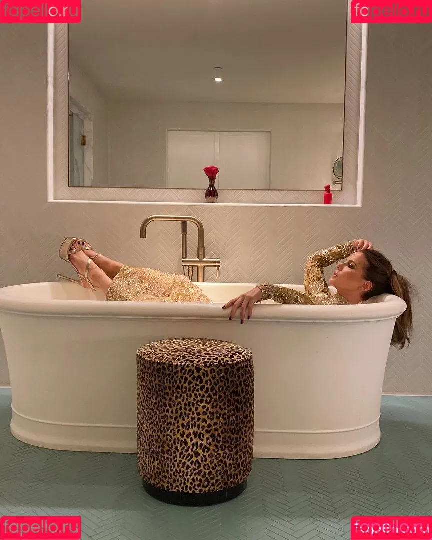 Kate Beckinsale Onlyfans Photo Gallery 