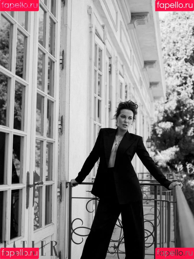 Kate Beckinsale Onlyfans Photo Gallery 