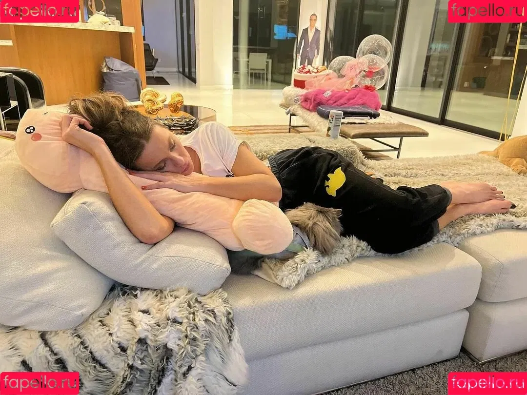 Kate Beckinsale Onlyfans Photo Gallery 