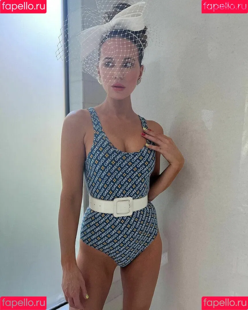 Kate Beckinsale Onlyfans Photo Gallery 