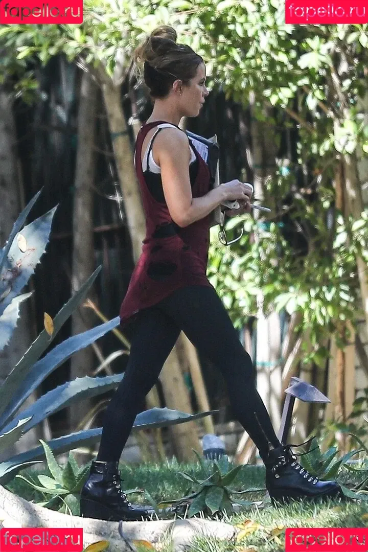 Kate Beckinsale Onlyfans Photo Gallery 