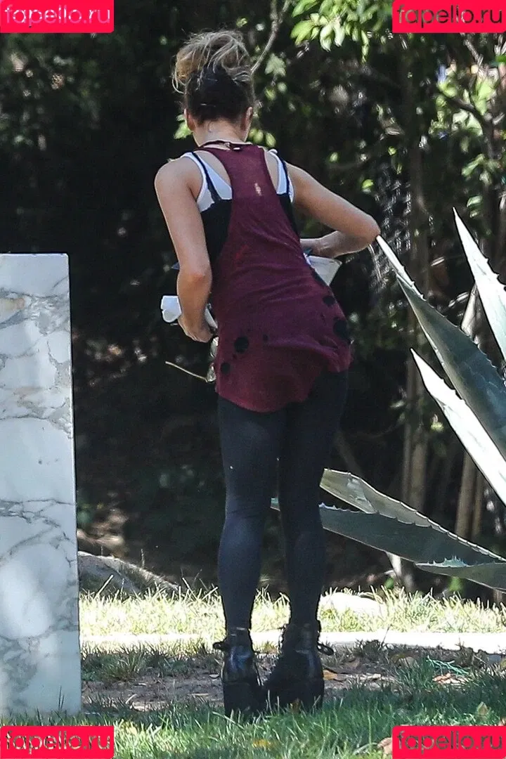 Kate Beckinsale Onlyfans Photo Gallery 