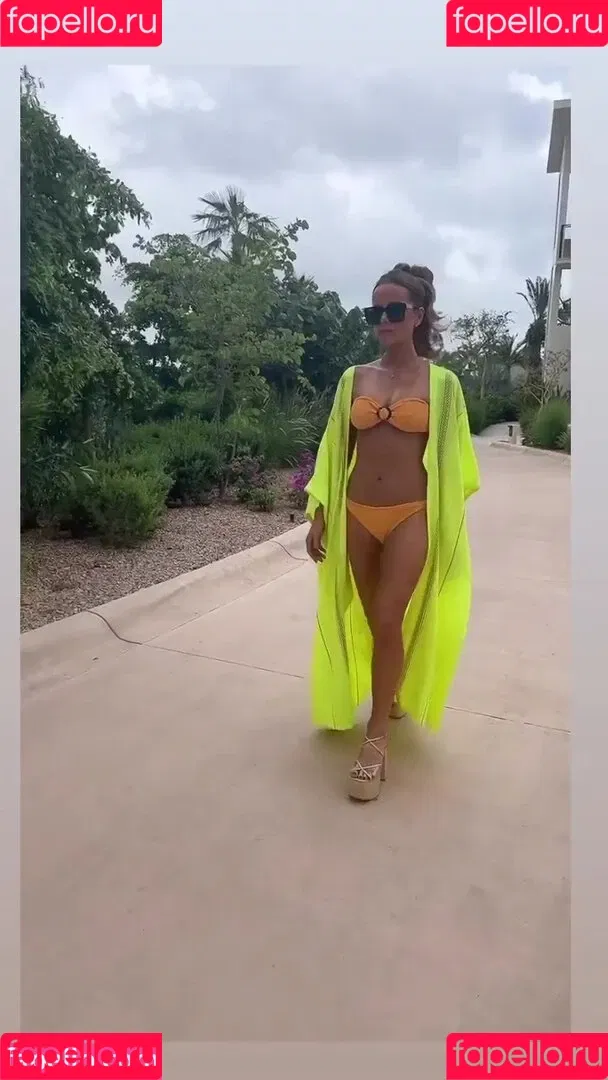 Kate Beckinsale Onlyfans Photo Gallery 