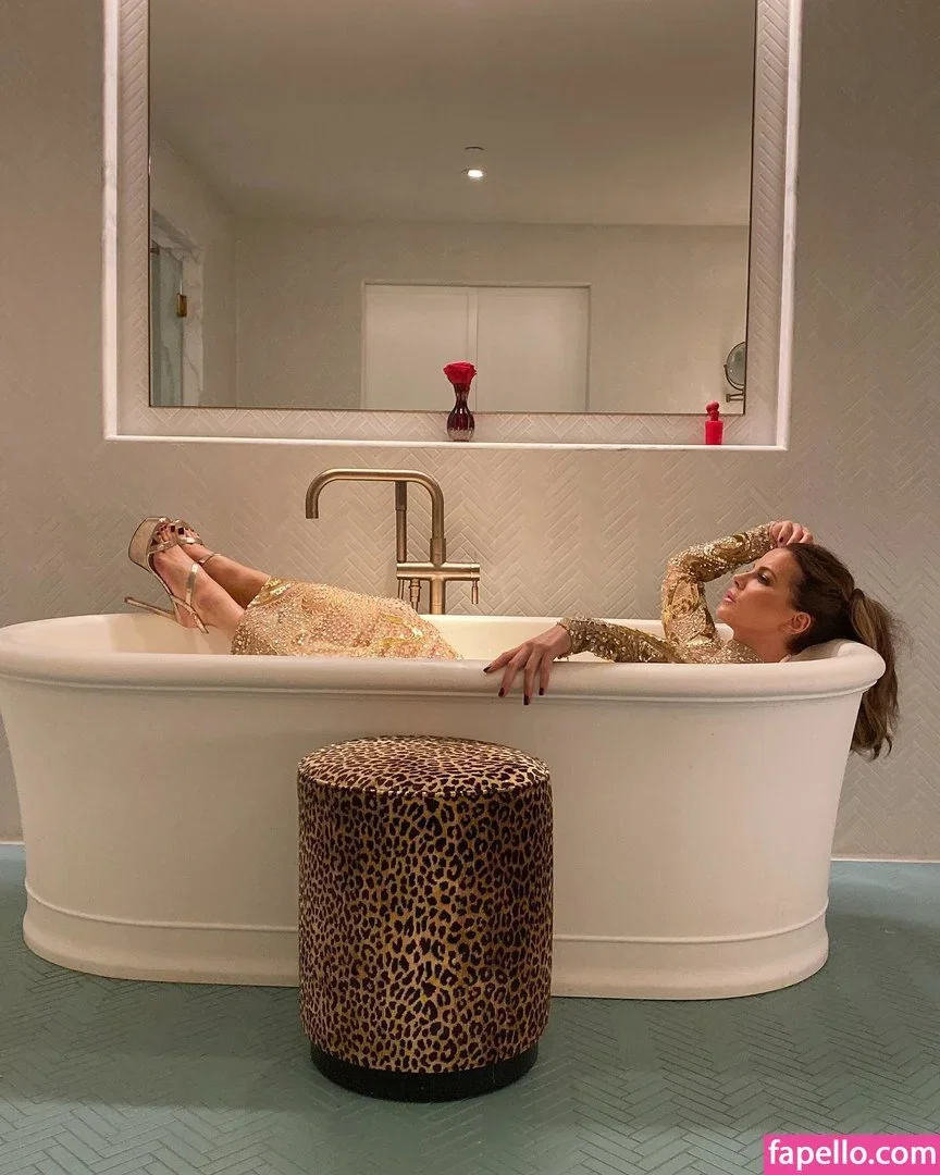 Kate Beckinsale Onlyfans Photo Gallery 