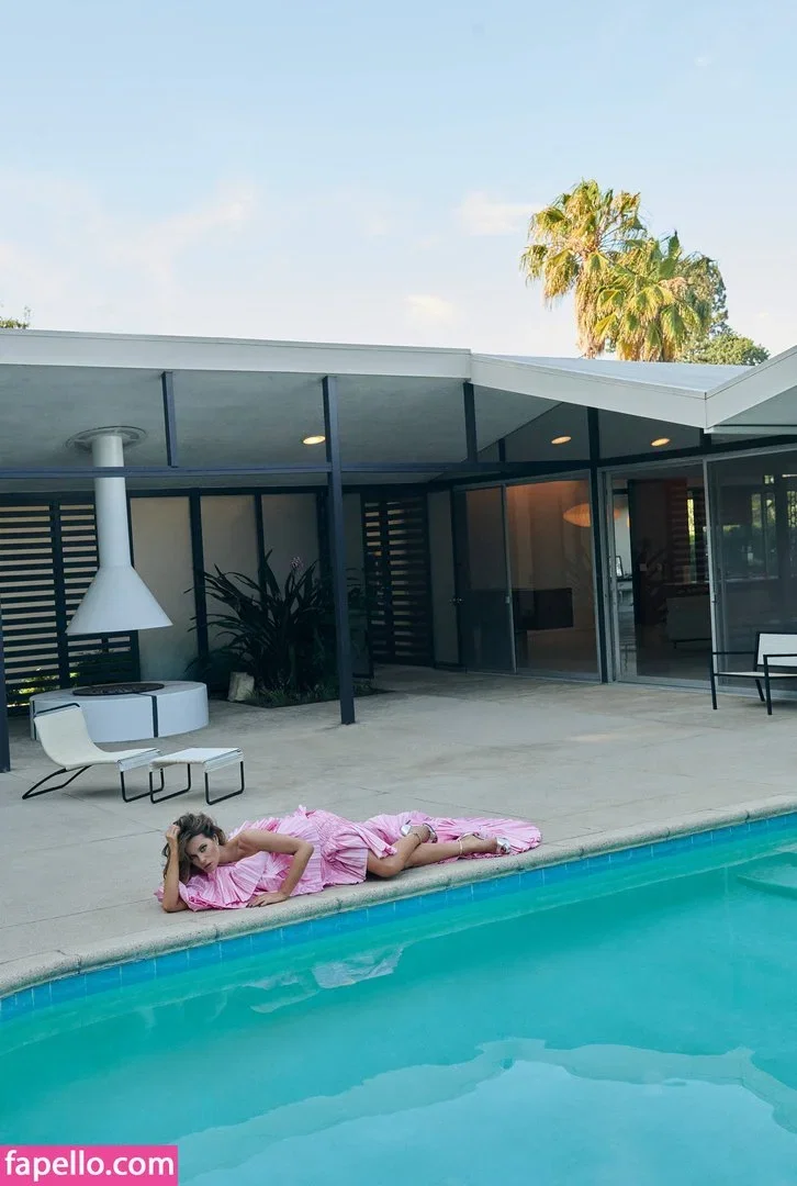 Kate Beckinsale Onlyfans Photo Gallery 