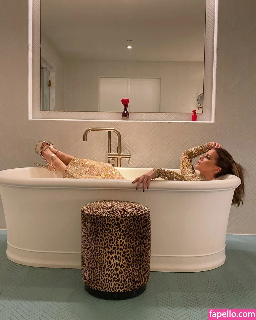 Kate Beckinsale Onlyfans Photo Gallery 