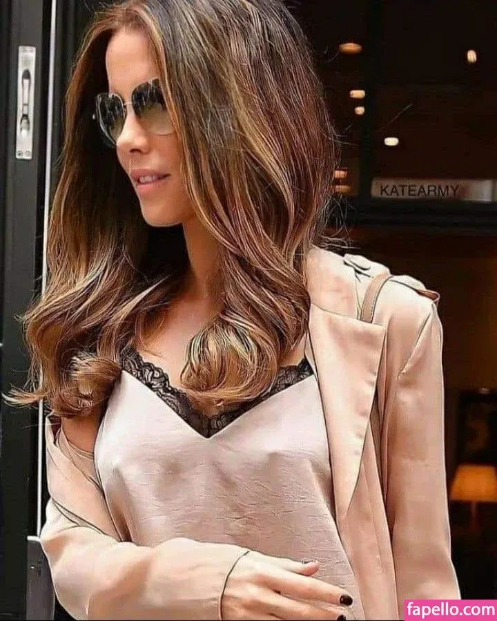 Kate Beckinsale Onlyfans Photo Gallery 