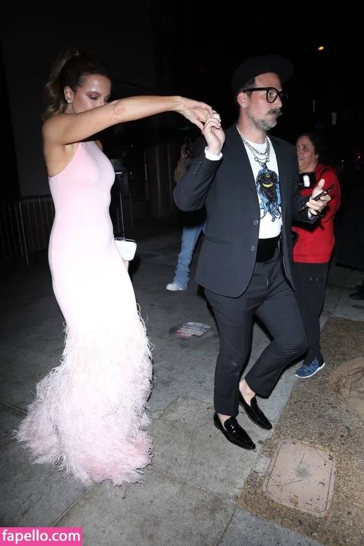 Kate Beckinsale Onlyfans Photo Gallery 