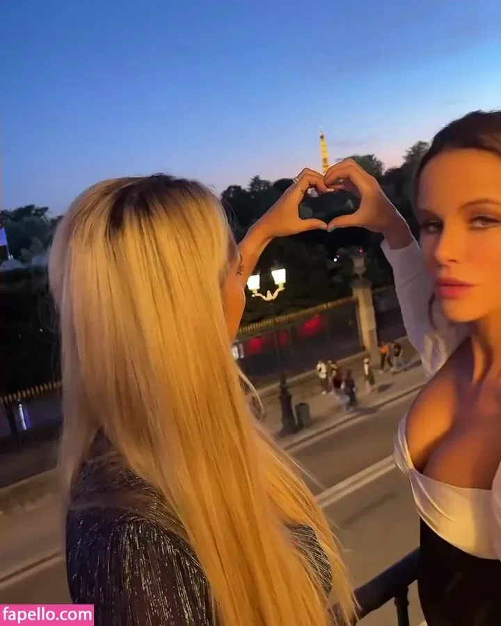 Kate Beckinsale Onlyfans Photo Gallery 