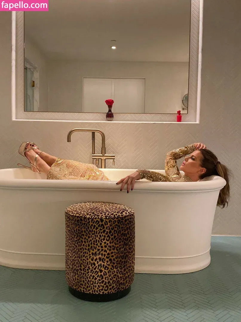 Kate Beckinsale Onlyfans Photo Gallery 