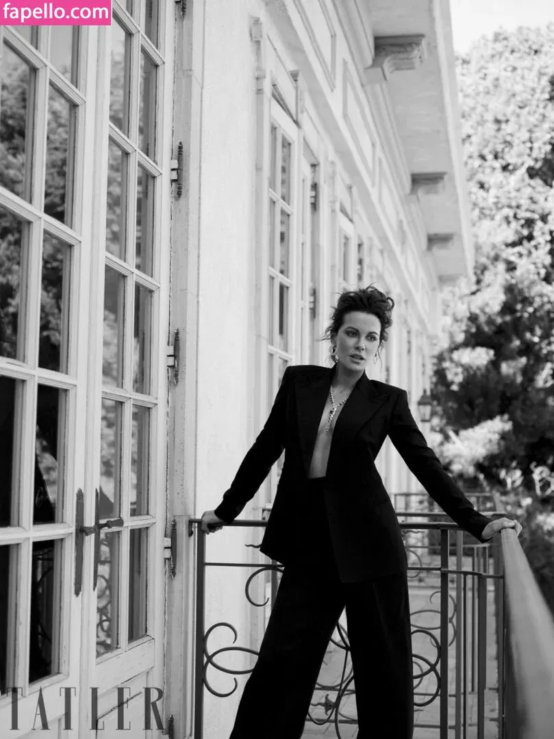 Kate Beckinsale Onlyfans Photo Gallery 