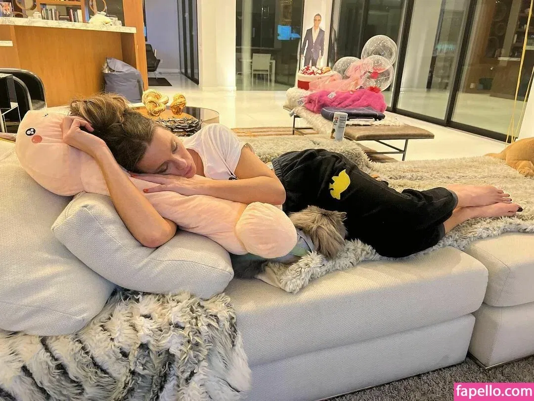 Kate Beckinsale Onlyfans Photo Gallery 