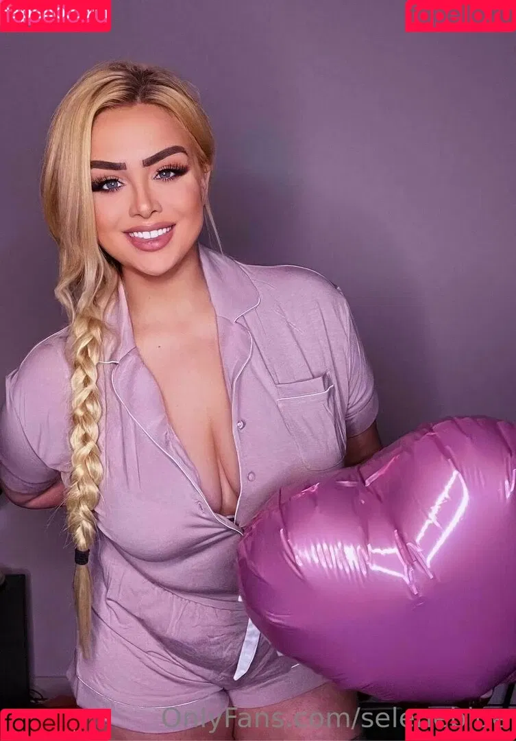 seleneblue Onlyfans Photo Gallery 