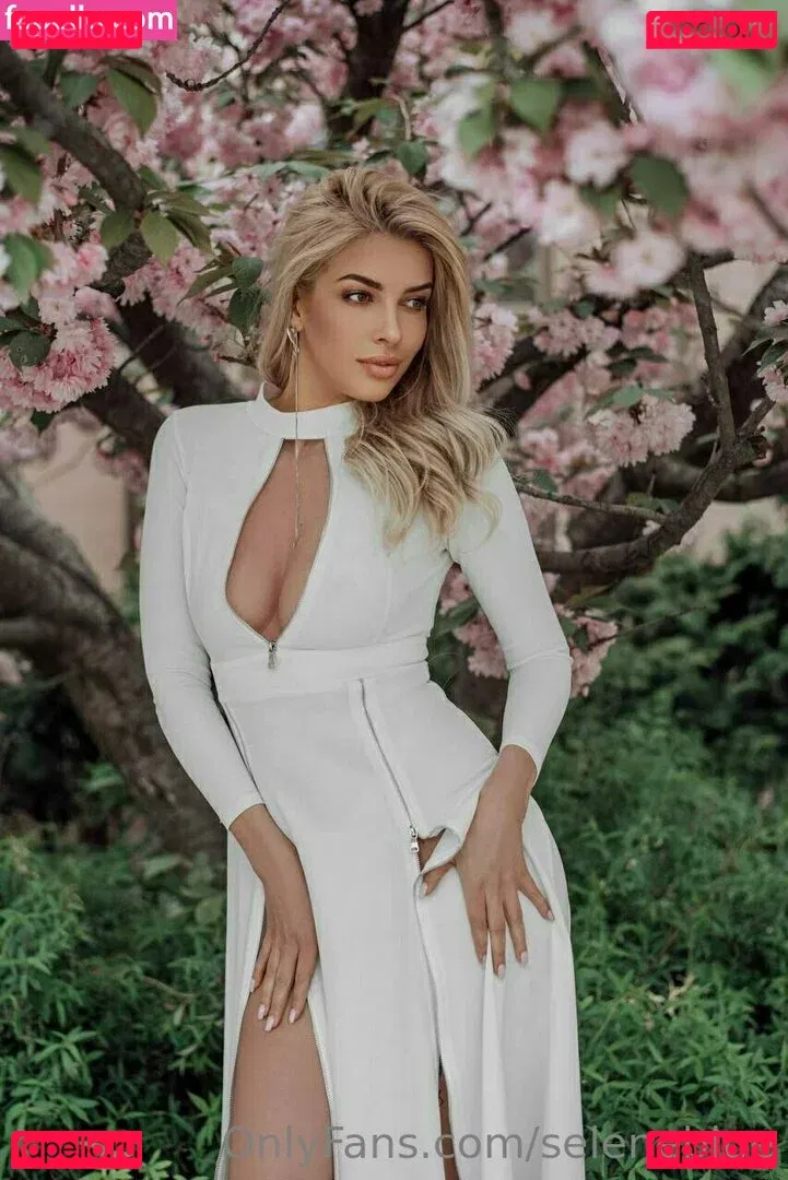 seleneblue Onlyfans Photo Gallery 