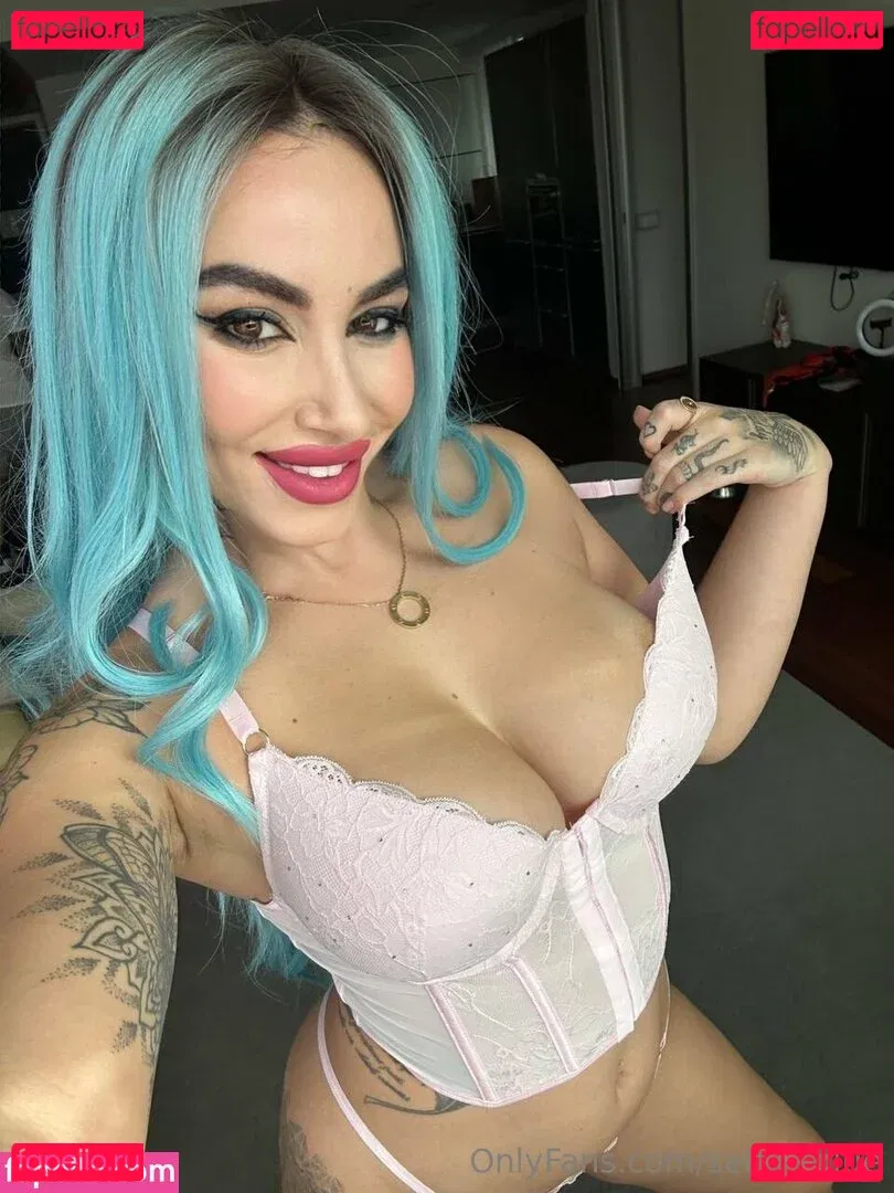 seleneblue Onlyfans Photo Gallery 