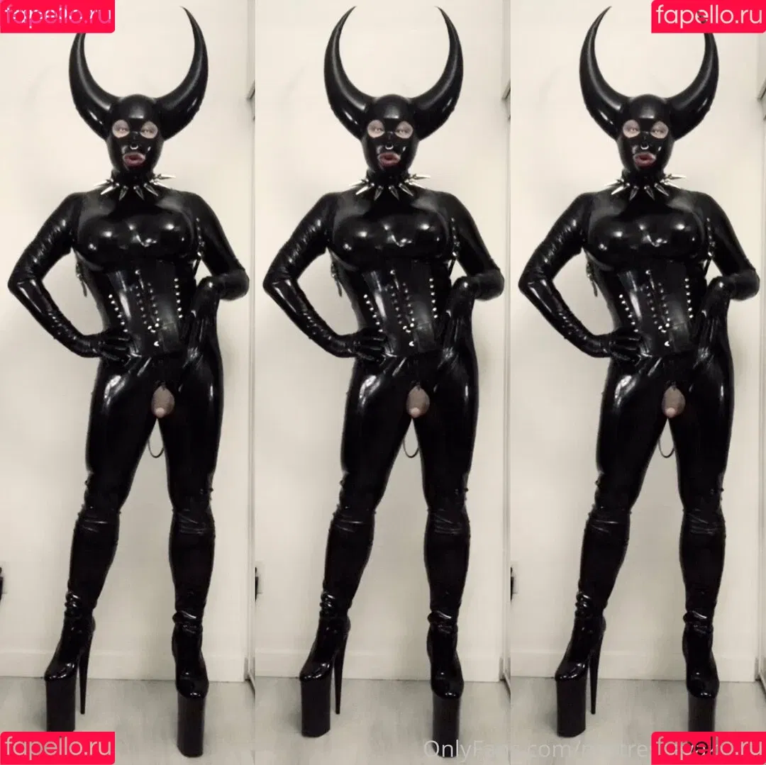 mistressyumi Onlyfans Photo Gallery 
