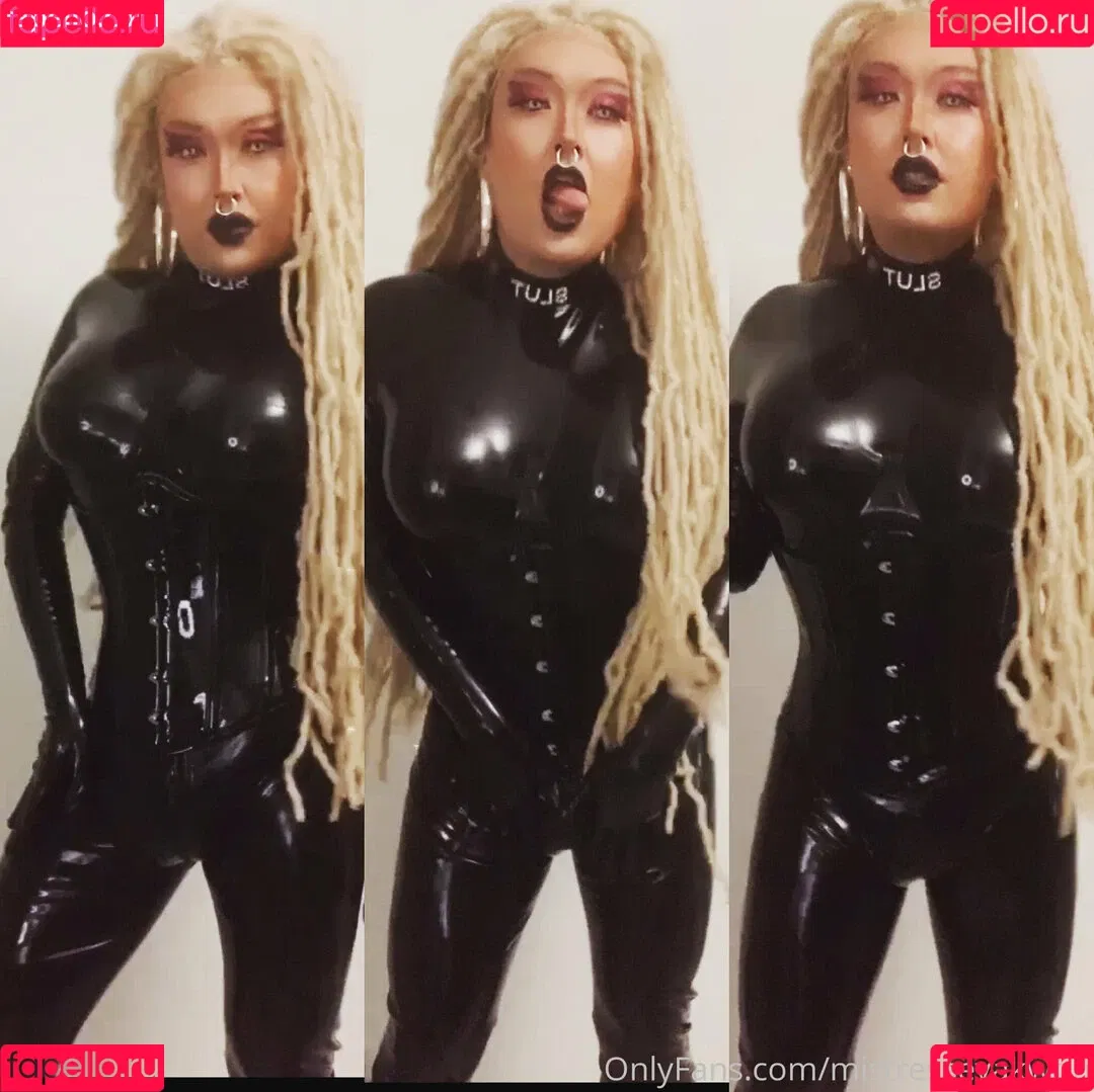 mistressyumi Onlyfans Photo Gallery 