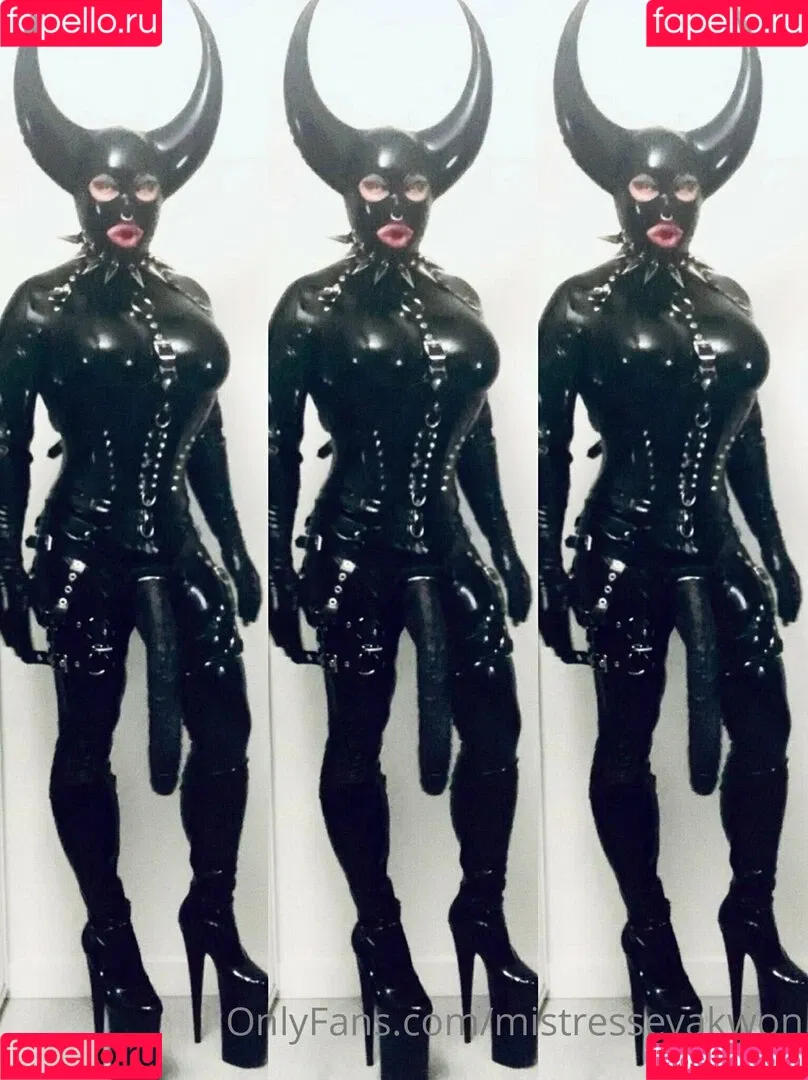 mistressyumi Onlyfans Photo Gallery 