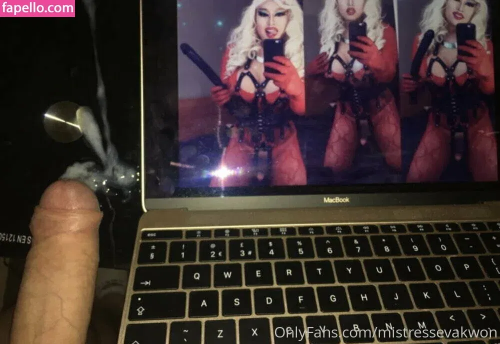 mistressyumi Onlyfans Photo Gallery 