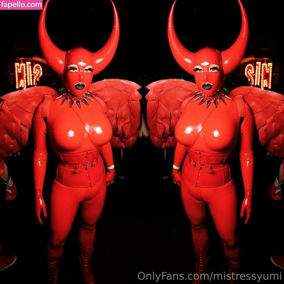 mistressyumi Onlyfans Photo Gallery 