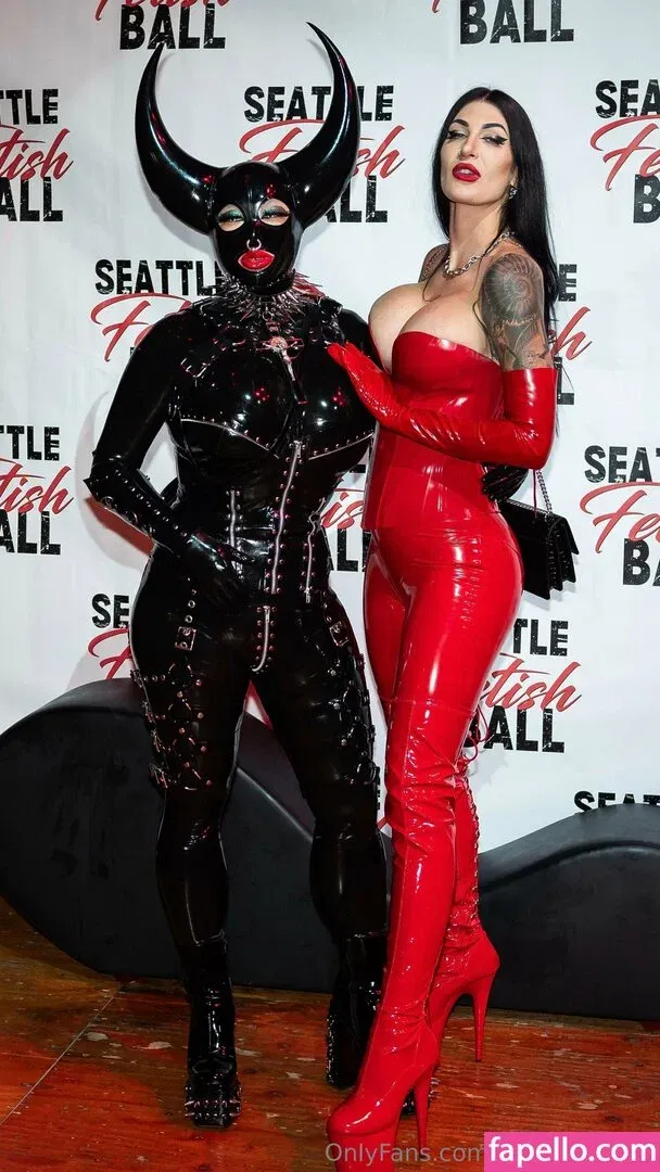 mistressyumi Onlyfans Photo Gallery 