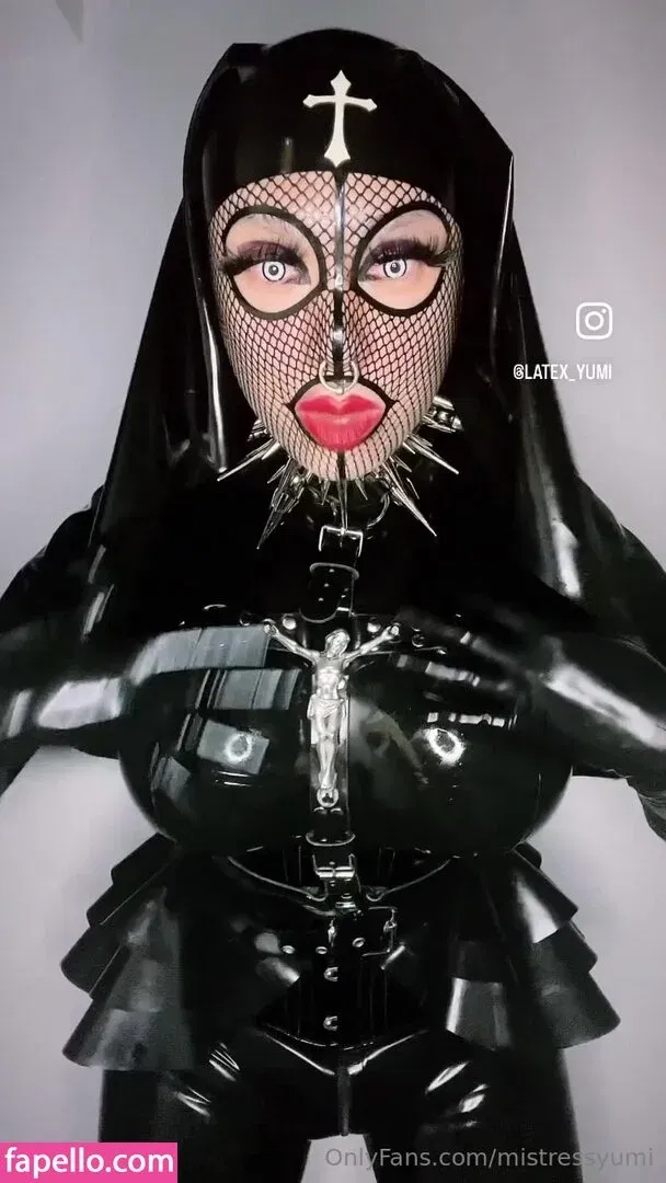 mistressyumi Onlyfans Photo Gallery 