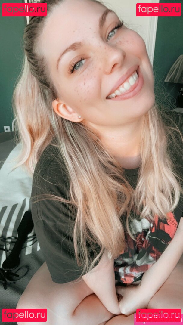 riskydom Onlyfans Photo Gallery 