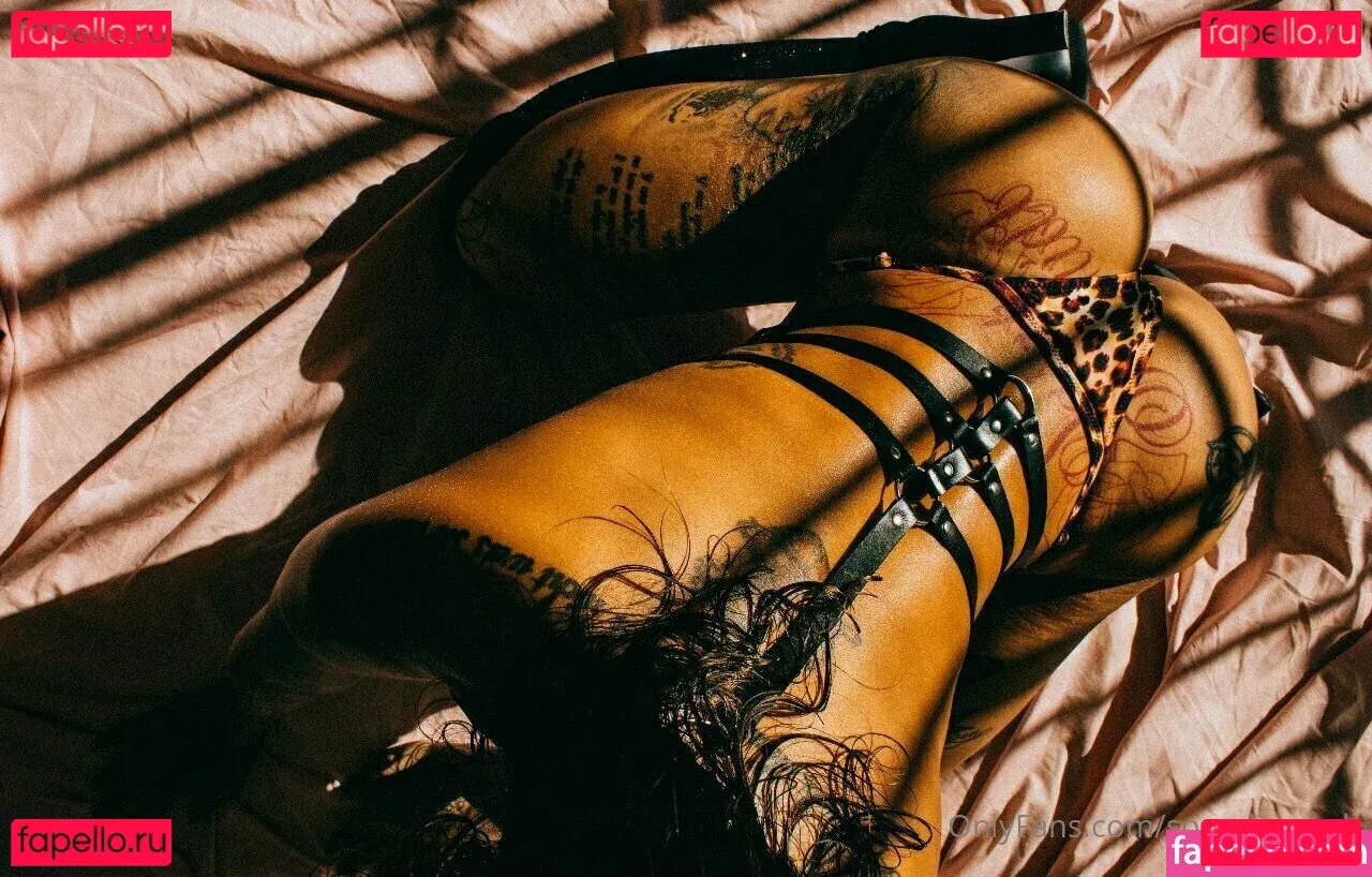 Sarah Schmidt Onlyfans Photo Gallery 